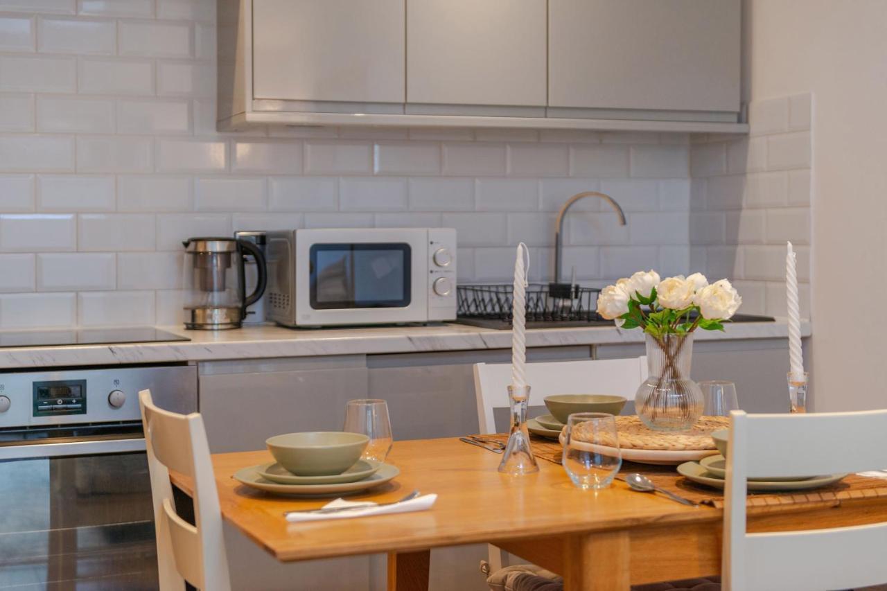 Three-Bedroom Bliss In London Town Экстерьер фото